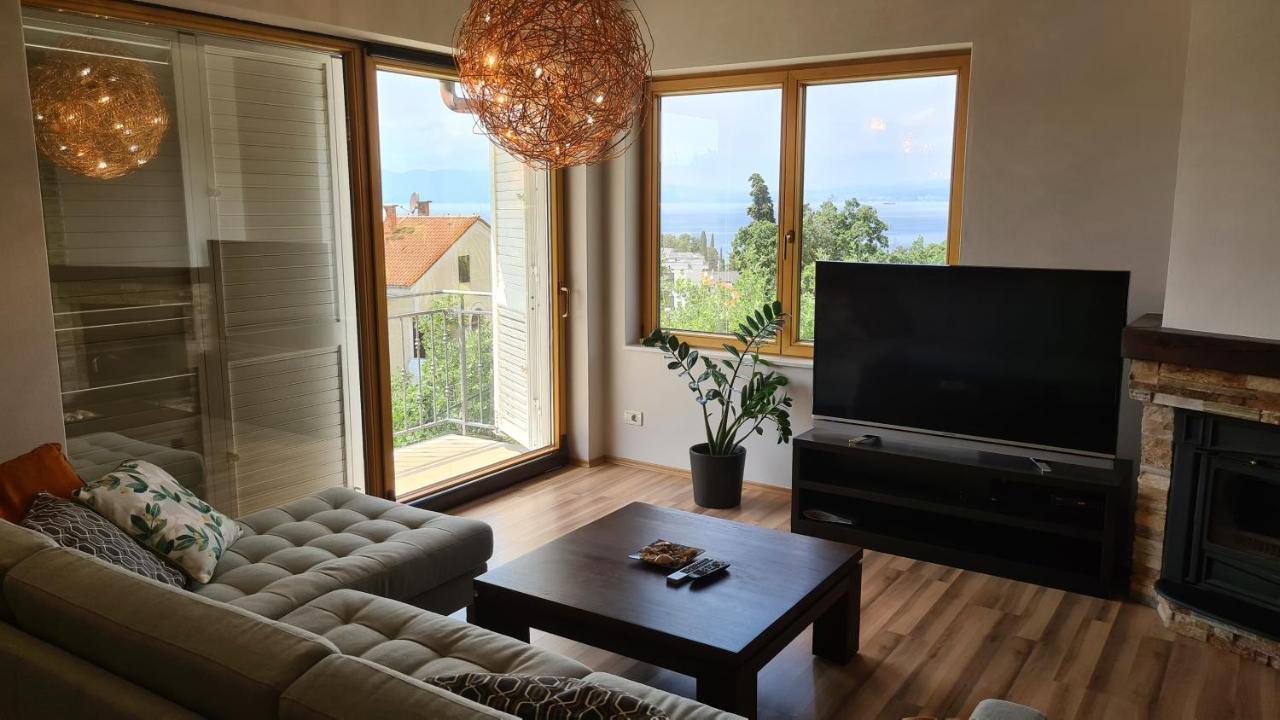 Villa Amalia Apartments Malinska Eksteriør billede